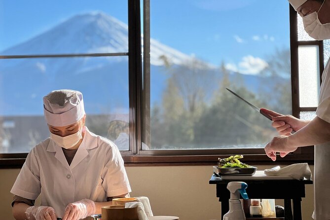 Fujisan Sushi Making Lesson - Fujikawaguchiko sushi class energy, near Mount Fuji