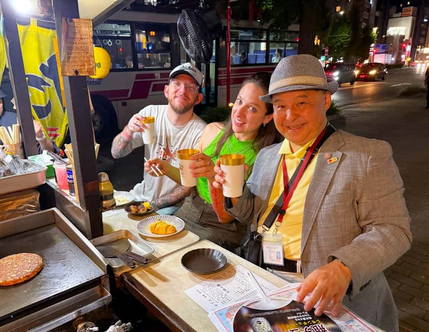 Fukuoka: Nakasu Food Stall Guided Tour with Tastings - Nakasu yatai at night, food you can actually understand
