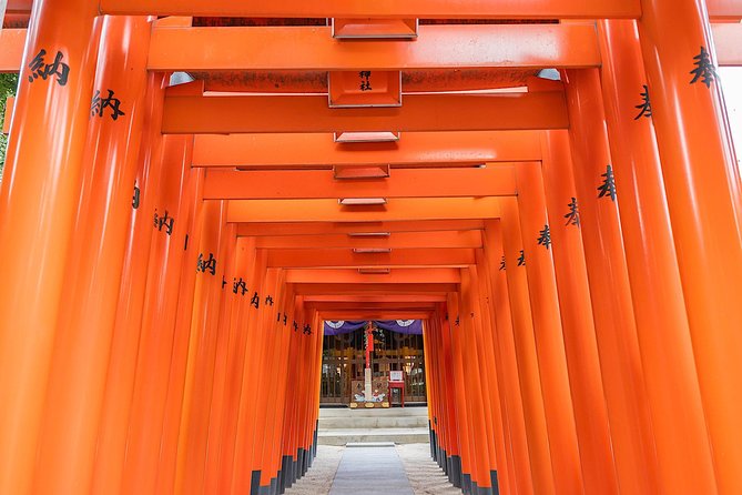Fukuoka Private Tour: Heart and Tradition of Hakata - Canal City Hakata: the city-within-a-city detour you might appreciate