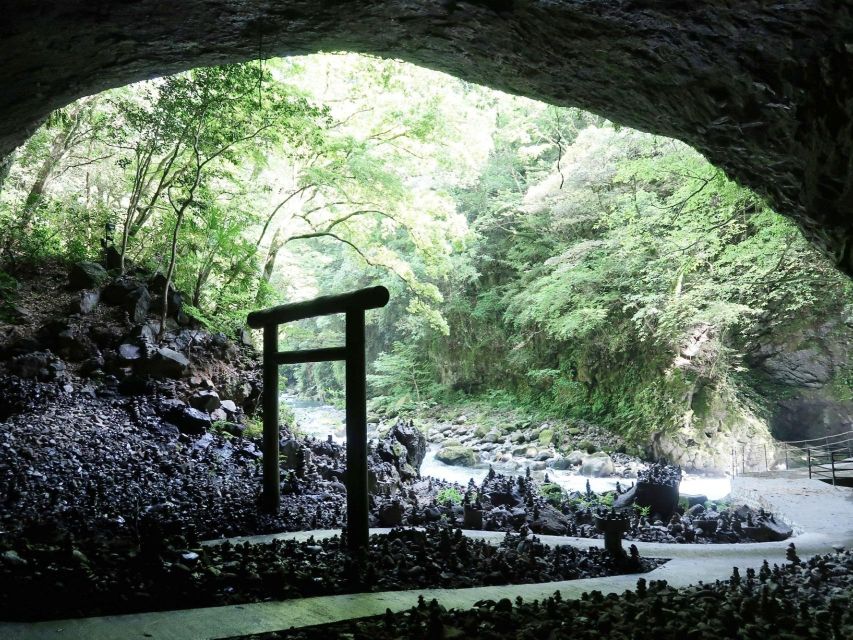 Fukuoka: Takachiho or Minami Aso Customizable 1-Day Tour - How the customization works between Minami Aso and Takachiho