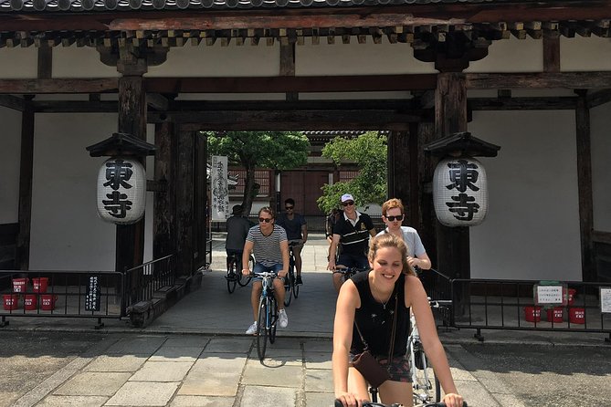 Full Day Biking Tour Exploring the Best of Kyoto - Tofuku-ji: a quick stop with a strong payoff