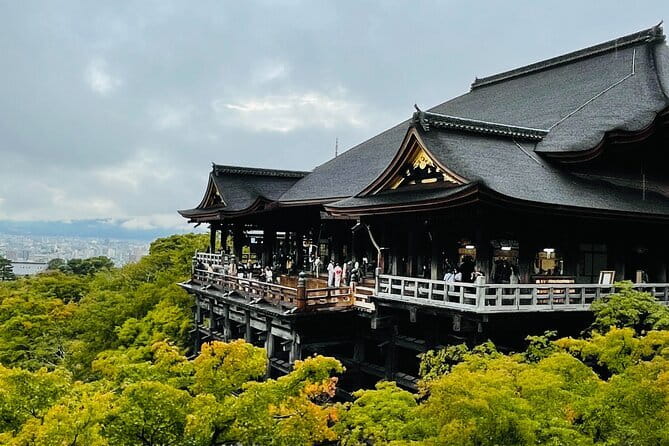 Full-Day Kyoto Group Tour with an Expert Local Guide - Stop 2: Kiyomizu dera, World Heritage views and guided context