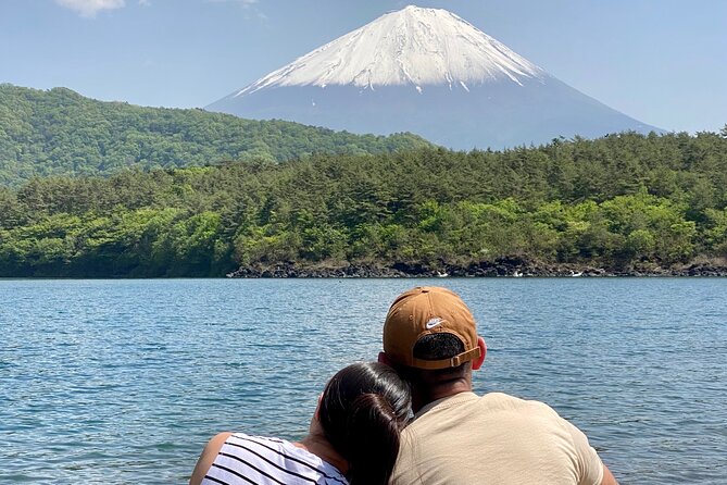 Full Day Tour to Mount Fuji in Spanish - Stop 5 to 7: Kawaguchiko Timing, Oshino Hakkai Food Culture, and Aokigahara Stories