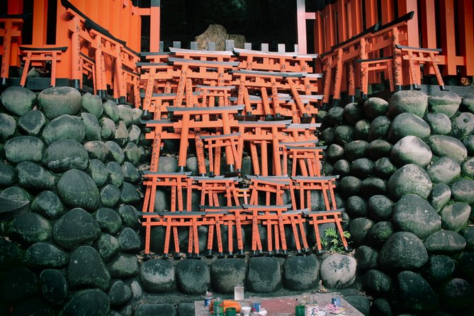 Fushimi Inari Shrine: Explore the 1,000 Torii Gates on an audio walking tour - Main Hall Pause, Then Wabi-sabi Lessons You Can Actually Use