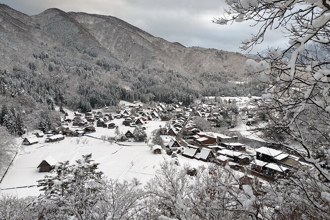 Gokayama and Shirakawago/Photoshoot by professional photographer - Wada House: When You Want to See Inside