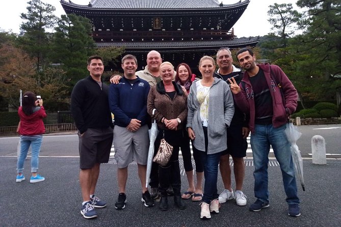 Guided Gion Tour: Explore Kyoto’s Historic Geisha District - Private pickup, mobile ticket, and how to plan your start