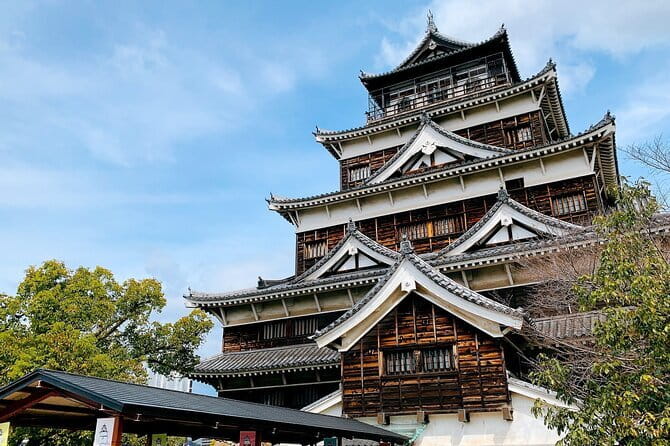 Half-Day Hiroshima Highlights Tour - Shukkei-en Garden Start: Getting Your Bearings in a Peaceful Place