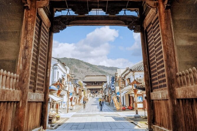 Half-Day Zenkoji Tour with Tea Experience - How this half-day tour flows in real life