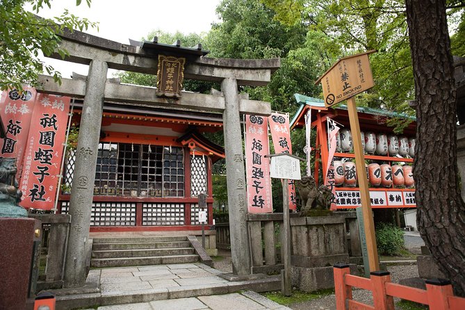 Highlights & Hidden Gems With Locals: Best of Kyoto Private Tour - Kongoji Temple and the folk faith of giving up one desire