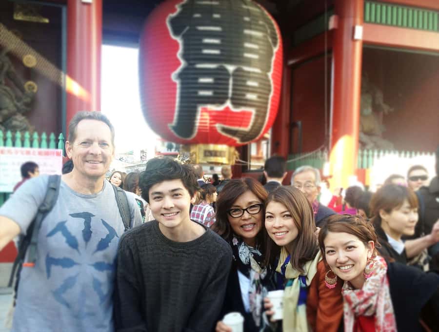 Highlights of Tokyo Private Tour with a Licensed Guide - Tsukiji Outer Market: seafood, snacks, and an instant Tokyo rhythm