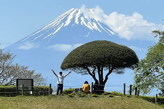 Hike Hakone Hachiri - Stop 5: Yamanaka Castle Ruins, Earthworks, and Possible Mt Fuji