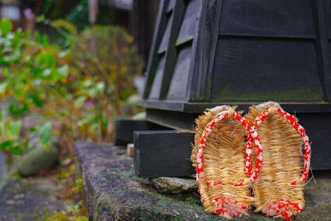 Hiking the Historic Nakasendo Trail [1 Day Tour from Nagoya] - Magome-juku arrival: slope views and post-town browsing