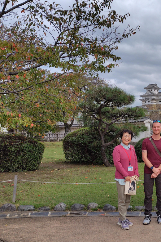 Himeji: Express Guided Tour of Himeji Castle in 90 Minutes - Price and value at $107 per person, paying for time and clarity