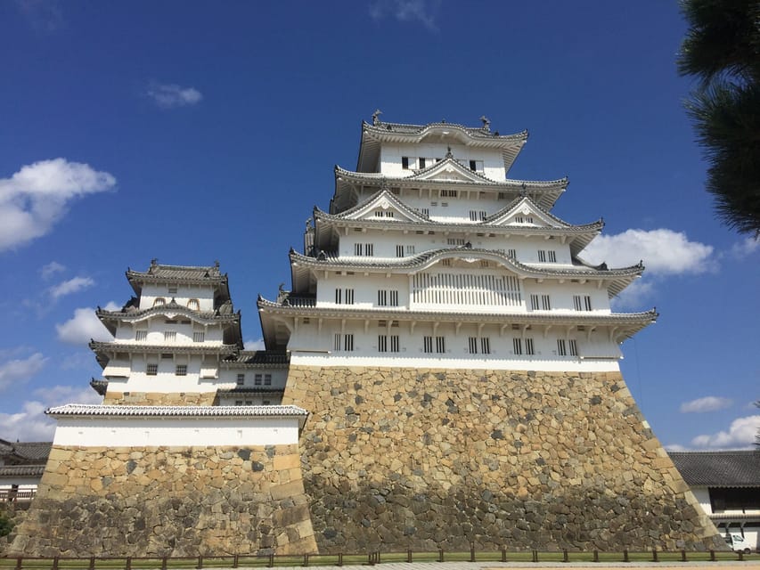 Himeji: Private Guide Tour of the Castle from Osaka or Kyoto - Enter Himeji Castle Grounds, Then the Keep Story Comes Alive