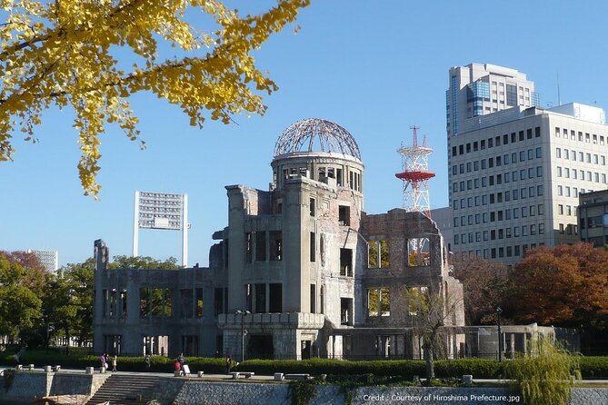 Hiroshima and Miyajima 1 Day Bus Tour - Guides are the real difference here