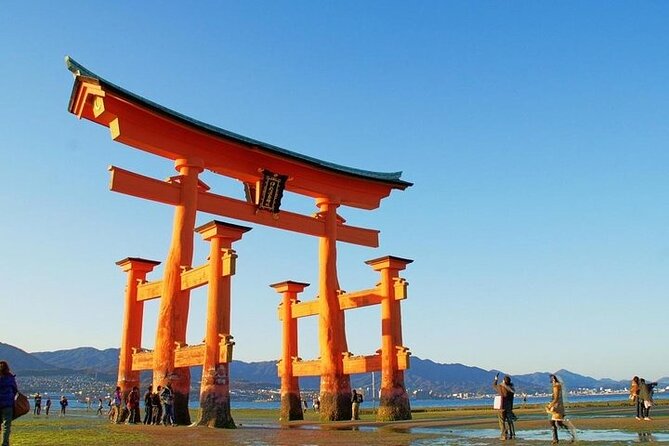 Hiroshima and Miyajima 1 Day Walking Tour - Why Miyajima and Hiroshima work so well in one 8-hour day