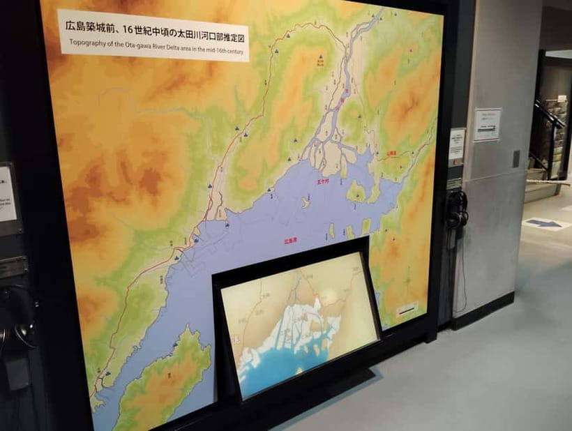 Hiroshima Castle 1h guide tour - Price and value: paying for guided meaning, not just entry