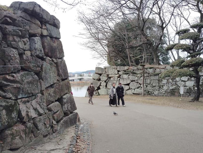 Hiroshima Castle 1h guide tour - Inside the board-walled keep, the Mori clan story comes alive