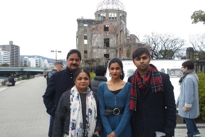 Hiroshima City 4hr Private Walking Tour with Licensed Guide - Hiroshima Castle, or how the day gets a breath of air