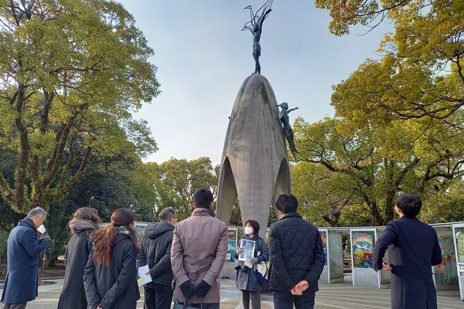 Hiroshima/Guided Virtual Tour of Peace Park/PEACE PARK TOUR VR - Closing at the River of Hope Message Wall