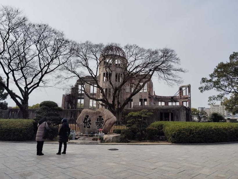 Hiroshima: Hiroshima Highlights Guided Tour - Itsukushima Shrine: UNESCO Spirituality Meets Sea Views