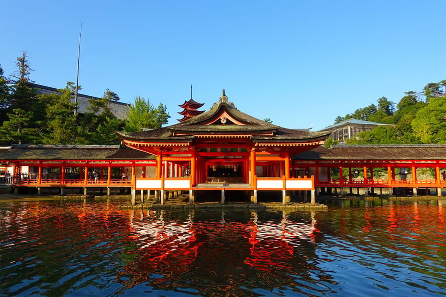 Hiroshima & Miyajima: Full-Day Private Tour & Licensed Guide - Atomic Bomb Dome Area: Seeing the Details Without Missing the Meaning