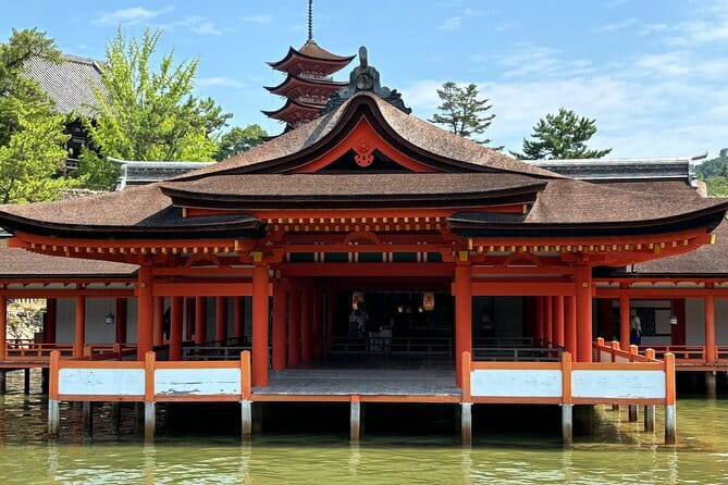Hiroshima & Miyajima: Private Full-Day Tour with a Local Guide - Key things to know before you go