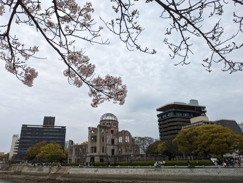 Hiroshima: Peace Memorial and Atomic Bomb Dome Private Tour - Why a private guide matters at Hiroshima Peace Memorial Park