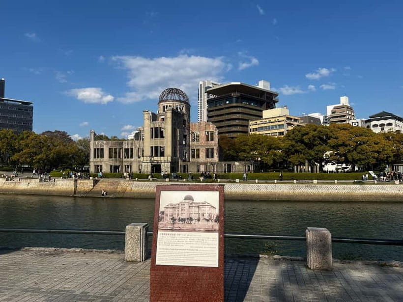 Hiroshima Peace Memorial Park: A Guided Tour - Korean Atomic Bomb Victims Cenotaph: remembering beyond one story