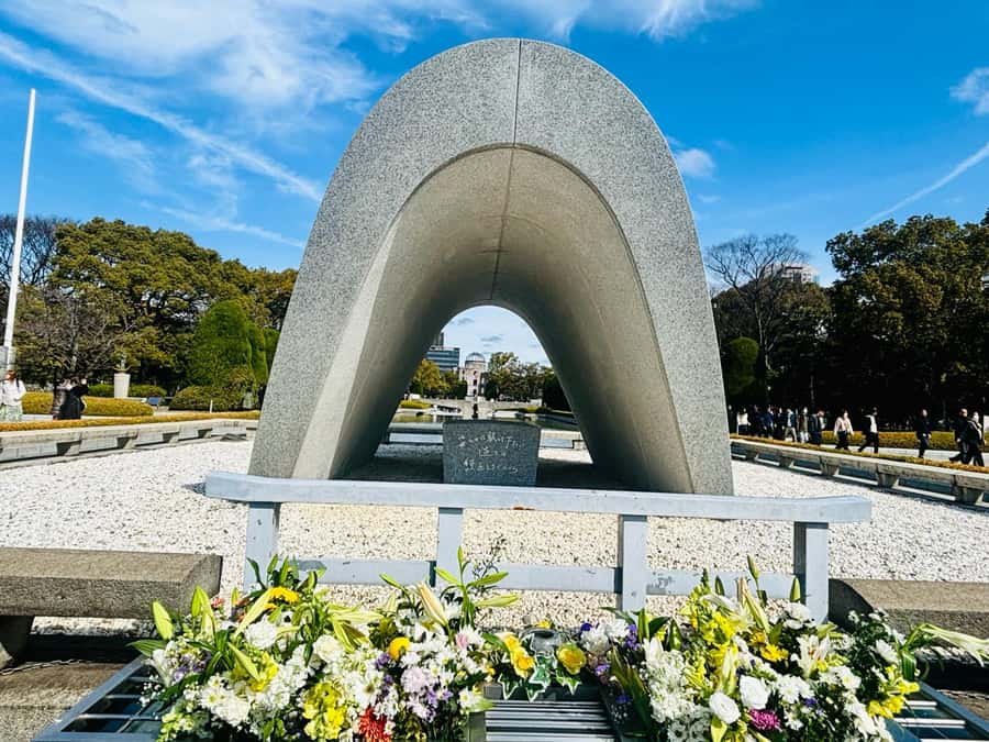 Hiroshima: Private City Highlights Walking Tour - Four Hours of Hiroshima, Peace Park to Hiroshima Castle