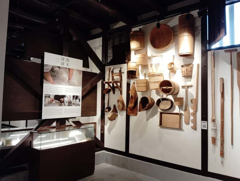 Hiroshima: Saijo Sake Tasting at 7 Breweries Guided Tour - Should You Book the Hiroshima Saijo Sake Tasting at 7 Breweries?