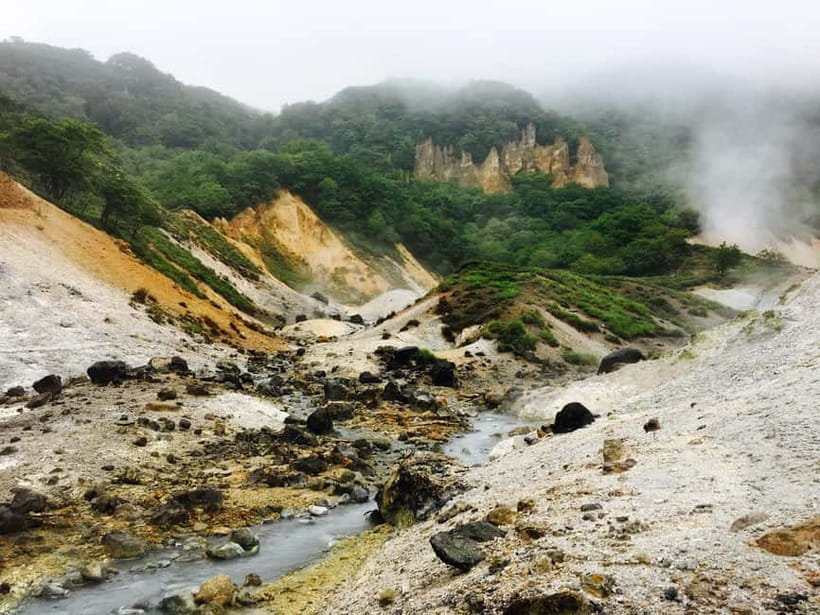 Hokkaido Noboribetsu Lake Toya Tour from Sapporo - Key Points to Know Before You Go