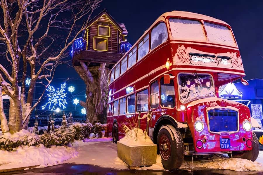 Hokkaido, Sappro, Otaru & Cape Kamui One-day Tour - Shiroi Koibito Park: tickets, treats, and how to plan your timing