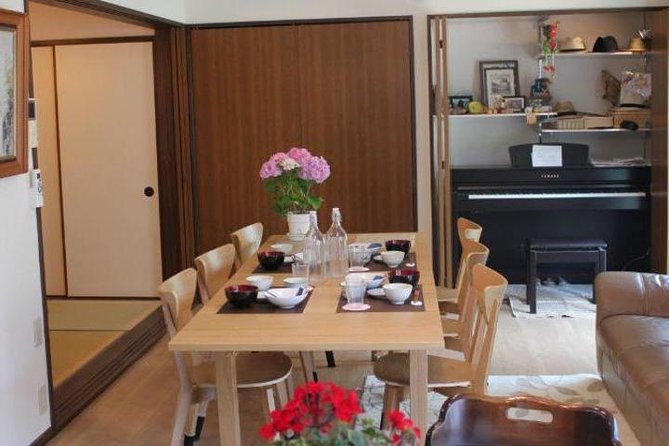 Home Made Maki Sushi Class in Fukuoka - Logistics That Matter: Time, Meeting Point, and Small Group Energy