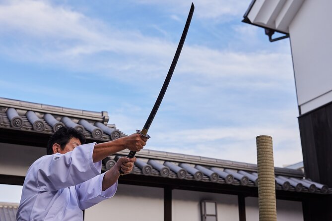 Honor - Experience Samurai & traditional Culture to the fullest - Armor battle role-play and photo time on Osaka Castle grounds