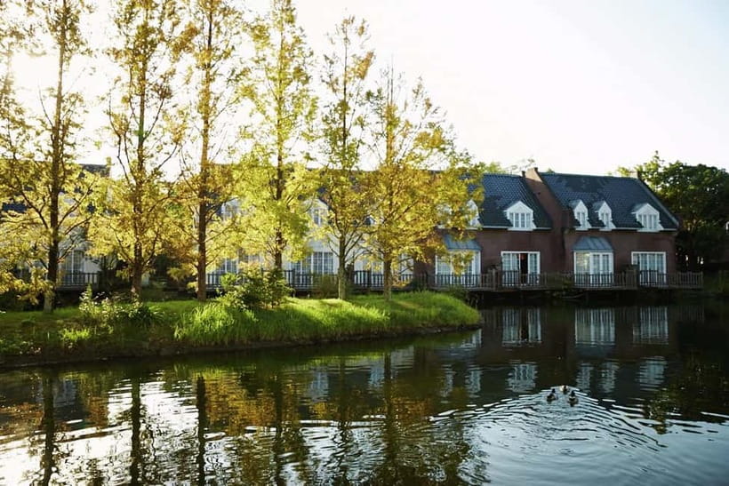 Huis Ten Bosch: Admission Ticket - Health and Beauty Kingdom: A Break From High Tempo