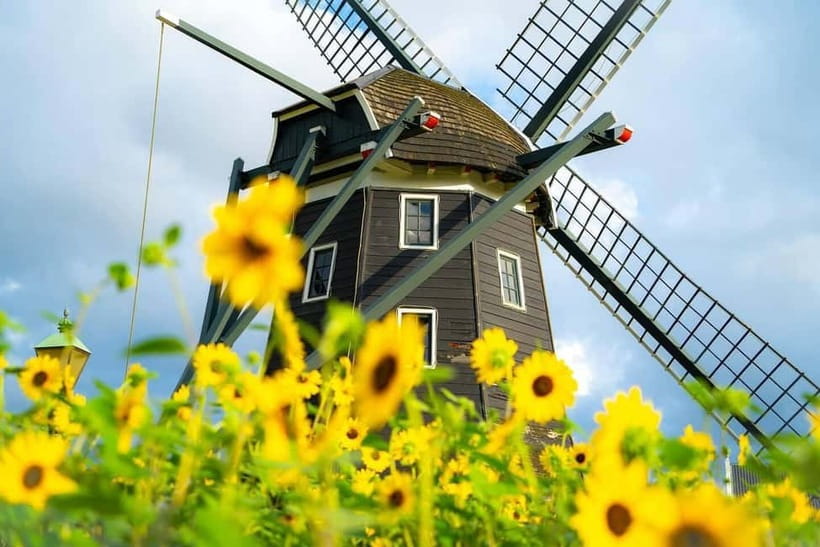Huis Ten Bosch: Admission Ticket - Your Walking Plan: Build a Route Through the Six Kingdoms