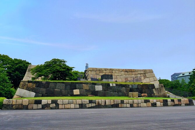 Imperial Palace East Garden and Edo Castle Walking Tour in Tokyo - Value check: is $25 worth it for this kind of tour?