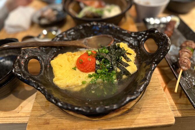 In Fukuoka! Guide to an izakaya only 100% locals know/Bar Hopping - Second stop in Tenjin: yakitori with salt or sauce