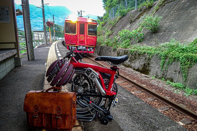 Iya Valley BROMPTON Slow Cycling Tour - Pace, Inclines, and What Moderate Fitness Really Means Here