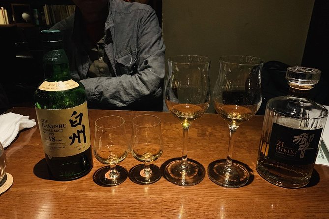 Japanese Whisky Tasting Experience at Local Bar in Tokyo - If you add Yurakucho food pairing, you get a smarter whisky night
