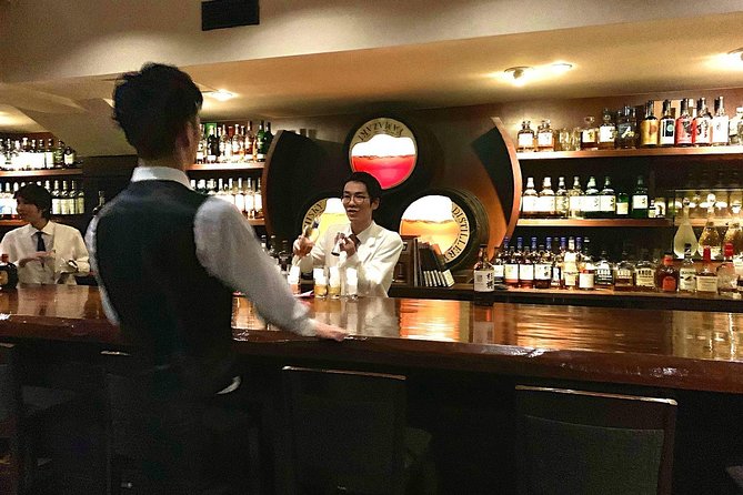 Japanese Whisky Tasting Experience at Local Bar in Tokyo - Tokyo bar etiquette, smart casual, and the smoking reality