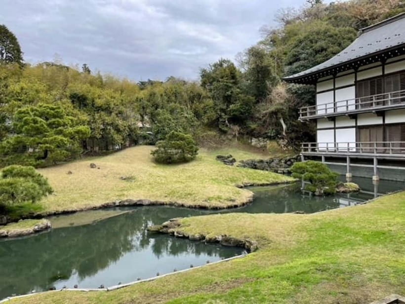 Kamakura; First Samurai Capital walking tour - Tsurugaoka Hachimangu: Samurai Power, Hachiman, and Dankazura Walks