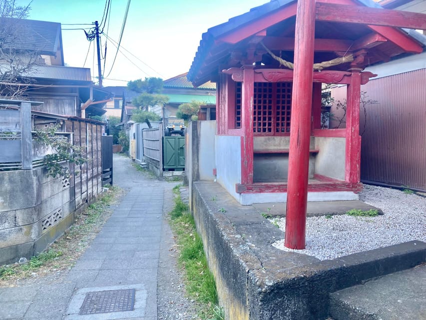 Kamakura: Half day Walking tour & Japanese sweets - Komachi-dori, sweets, and the calm satisfaction of a good pause