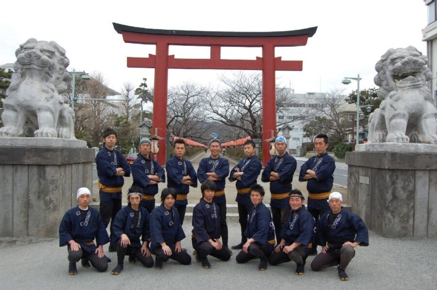 Kamakura: Private History and Heritage Tour by Rickshaw - Meeting near Tsurugaoka Hachiman-gu, then getting the day rolling