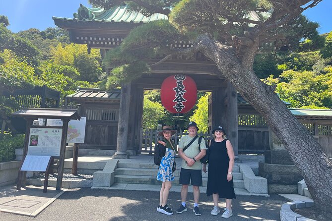 Kamakura Walking Tour - The City of Shogun - Hasedera Temple, gardens and a tall wooden Kannon statue