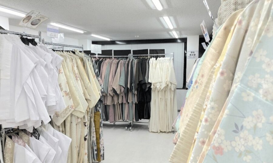 Kanagawa: Kimono Rental in Kamakura Provided by RikaWafuku - Turning your rental into a Kamakura sightseeing day