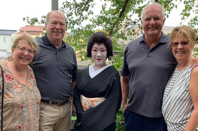 Kanazawa Full Day Tour (Private Guide) - Lunch, taxis, and add-on crafts you might want