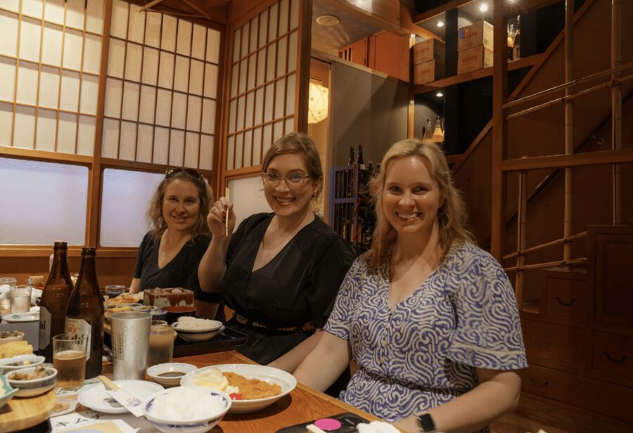 Kanazawa: Private Custom Tour with Local Guide - Omicho Market and seafood lunch: how to turn one stop into a satisfying meal plan