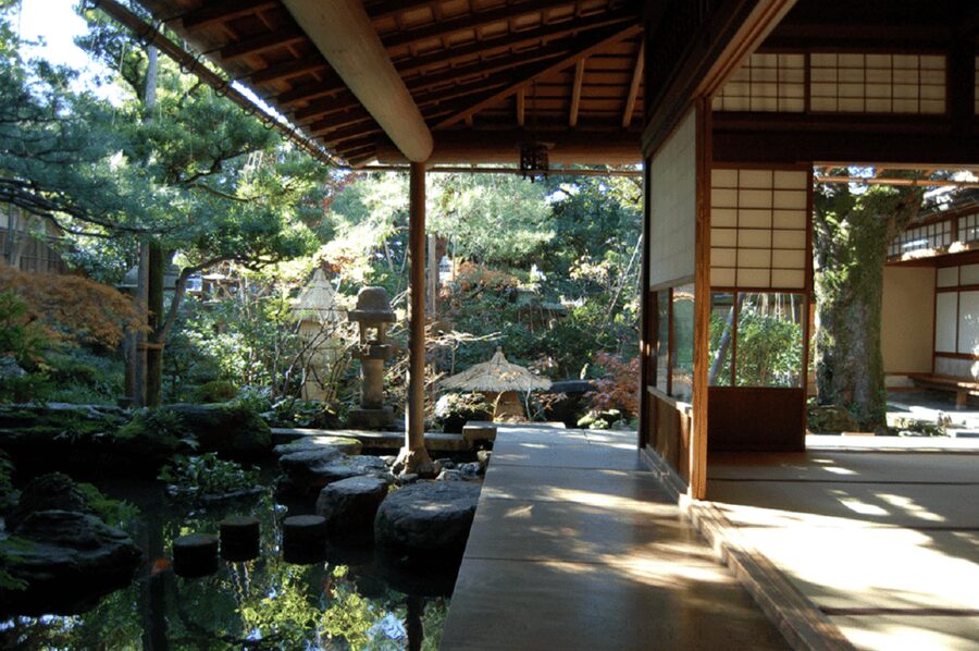 Kanazawa: Samurai Residence Remains Nomura Family admission - The Garden Stroll: Calm Patterns and Design That Slows You Down